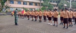 Babinsa berikan pelatihan Pramuka