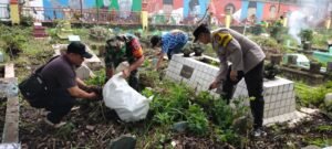 Babinsa Sukun laksanakan Gugur Gunung