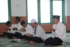 Dandim 0833 hadiri Isra Miraj