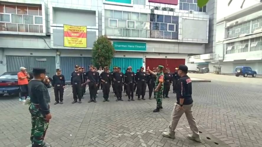 Sinergi Babinsa Kedungkandang dan Kelompok Tani Wujudkan Ketahanan Pangan