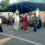 Babinsa Sawojajar Amankan Jalannya Sholat Idul Adha