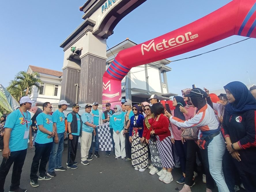 Jalan Sehat, Bazar UMKM Hingga Jambore Koperasi Siswa Meriahkan Harkopnas di Kota Malang