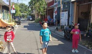 Kompak, Warga RT 14 RW 09 Sawojajar Meriahkan HUT ke-80 RI dengan Aneka Lomba