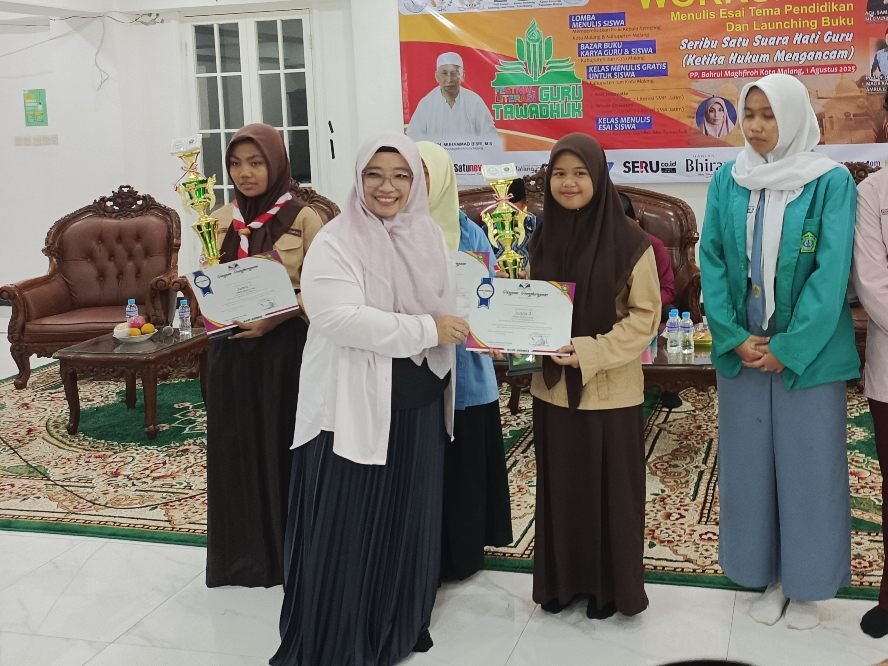 Soroti Kriminalisasi Guru, Hikmah Bafaqih Tekankan Pentingnya Komunikasi Guru dan Wali Murid