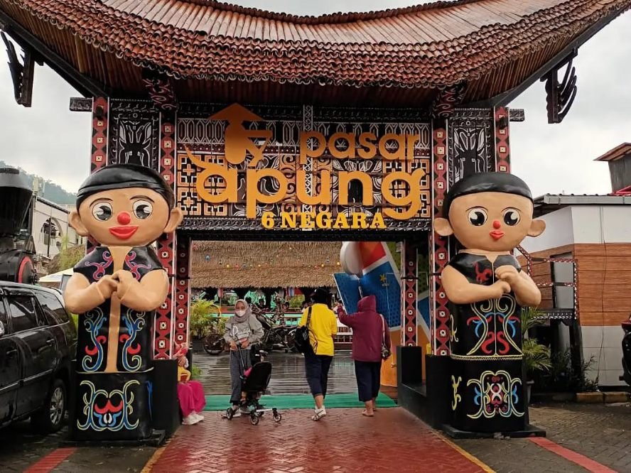 Pasar Apung 6 Negara, Wisata Gratis di Kota Batu