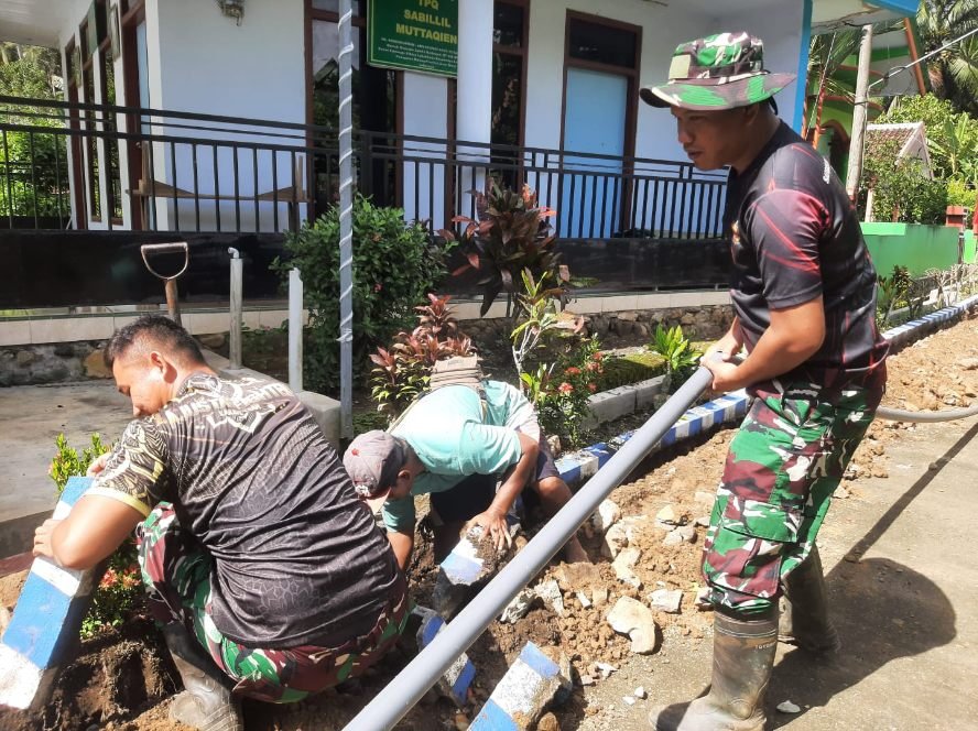 TMMD 126 Kodim 0818: TNI dan Warga Kebut Wujudkan Akses Air Bersih