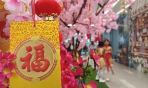 Harmoni Imlek dan Ramadan di Malang Town Square