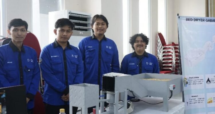 Cuaca Tak Menentu, Mahasiswa UMM Kembangkan Bed Dryer Pengering Gabah