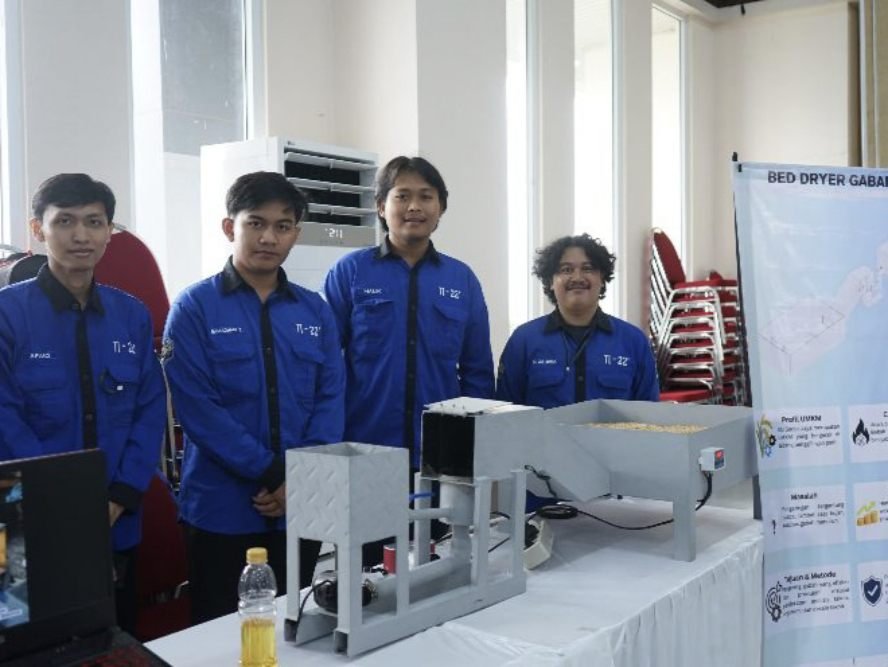 Cuaca Tak Menentu, Mahasiswa UMM Kembangkan Bed Dryer Pengering Gabah