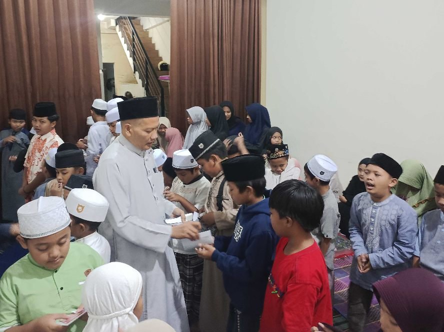 23 Tahun Bakti Ramadan Aksara Tumapel, Salurkan Santunan dan Buka Puasa Bersama Anak Yatim