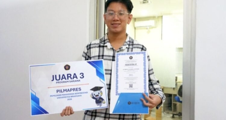 Juara 3 PILMAPRES UB 2026, Anthony Kembangkan Precision Mentoring untuk Guru