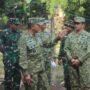 Dandim 0833 Dampingi Danrem 083 Tinjau Pembangunan Jembatan Perintis Garuda