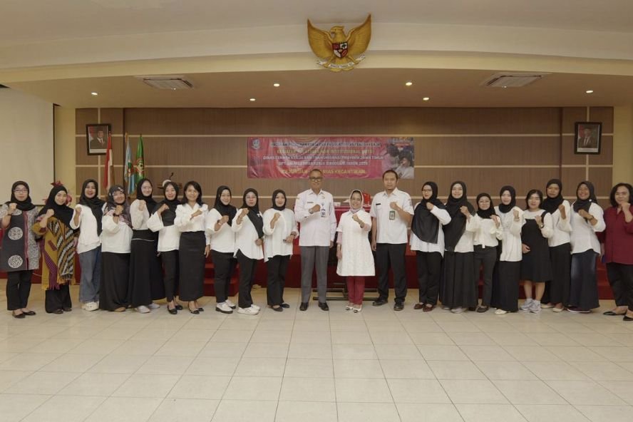 Tekan Angka Pengangguran Terbuka, Komisi E DPRD Jatim Gelar Pelatihan MUA