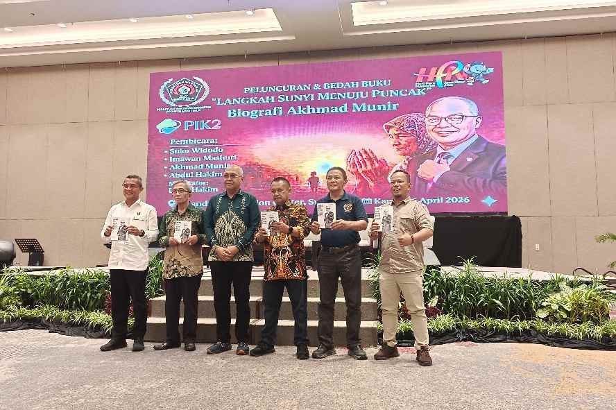 Buku Biografi Ketua PWI Pusat Diluncurkan, 'Langkah Sunyi Menuju Puncak'