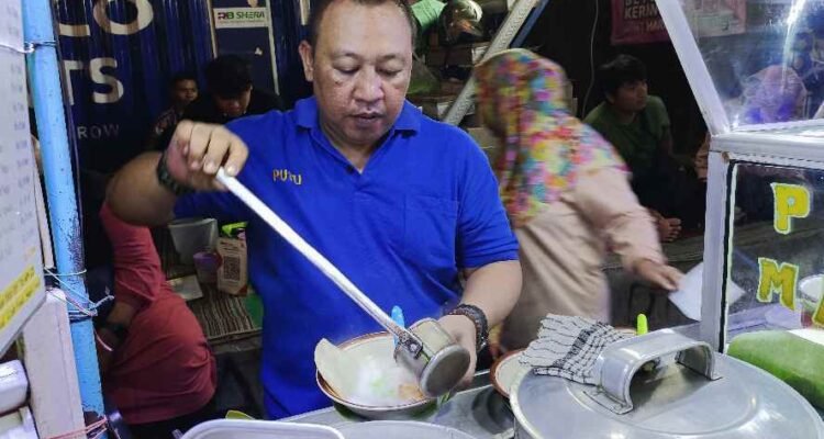 Angsle Ronde Pak Mat Mawar Malang, Perpaduan Rasa Tradisional dan Topping Kekinian