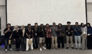 Mahasiswa Ilmu Komunikasi UMM Mahasiswa Ilmu Komunikasi UMM Gelar Penayangan Film Lastri di Malang Creative Center