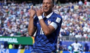 Mbappe Dua Gol Mbappe Bawa Prancis Tekuk Senegal 3-1