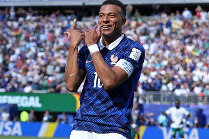 Dua Gol Mbappe Bawa Prancis Tekuk Senegal 3-1