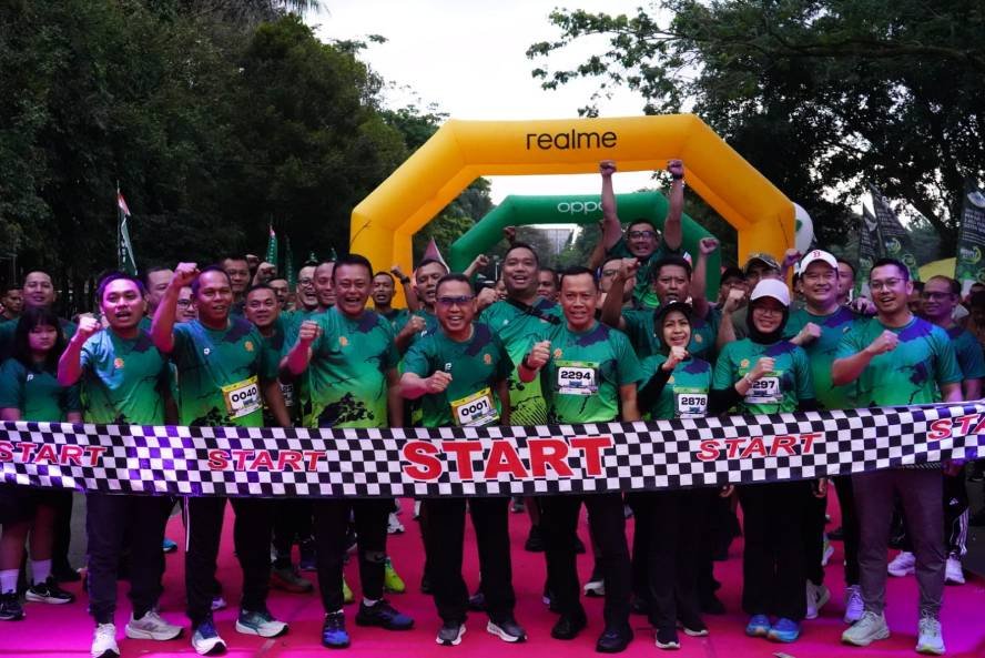 Ribuan Peserta Ikuti Cakra Fun Run 2026, Meriahkan HUT ke-65 Kostrad