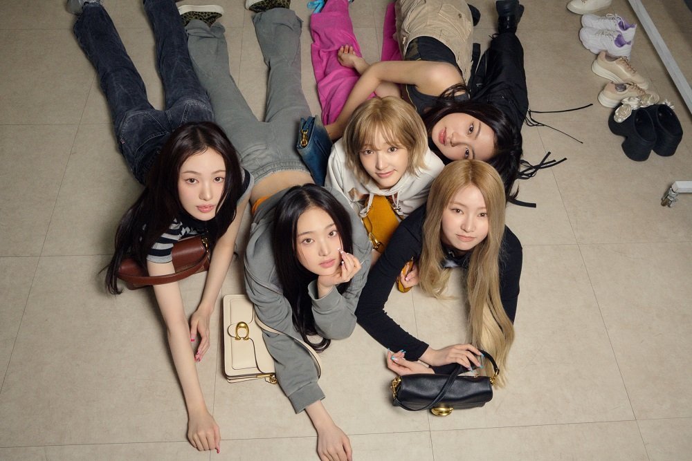 KiiiKiii Umumkan Comeback Mid-August, Rayakan Sukses ‘Delulu Pack’