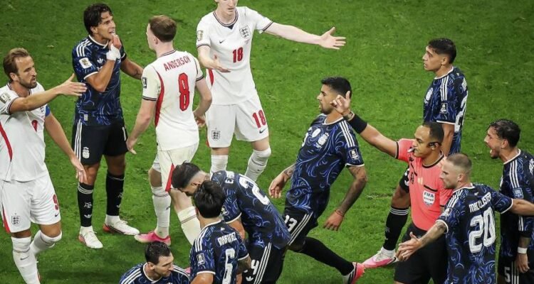 Drama Menit Akhir! Argentina Bungkam Inggris 2-1