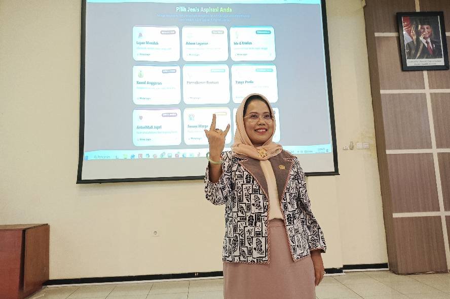 Gelar Reses, Sri Untari Luncurkan Aplikasi ASTARI