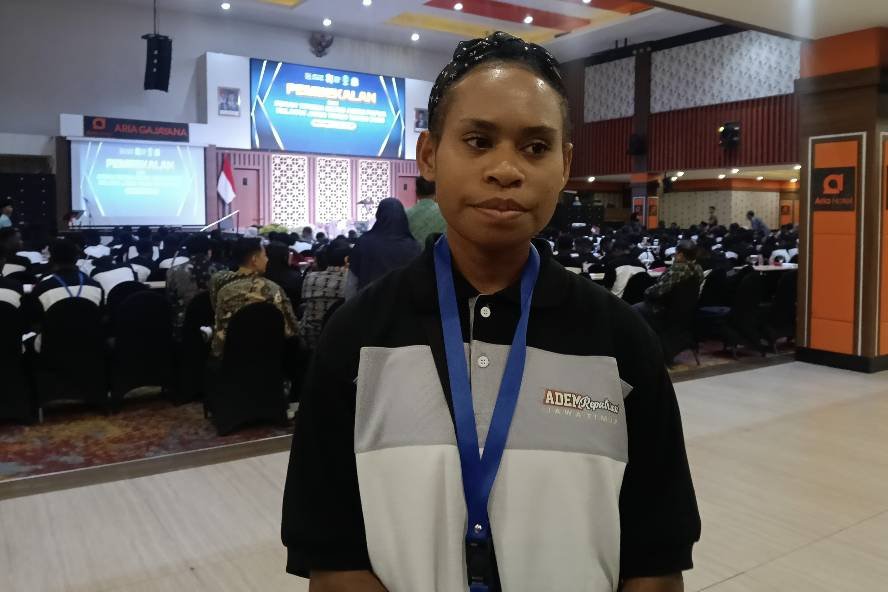 Benyinya Dumuta Wemagi Raih Beasiswa ADEM