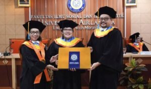 Dr Sulih Indra Dewi Dosen Ilmu Komunikasi UNITRI Raih Gelar Doktor