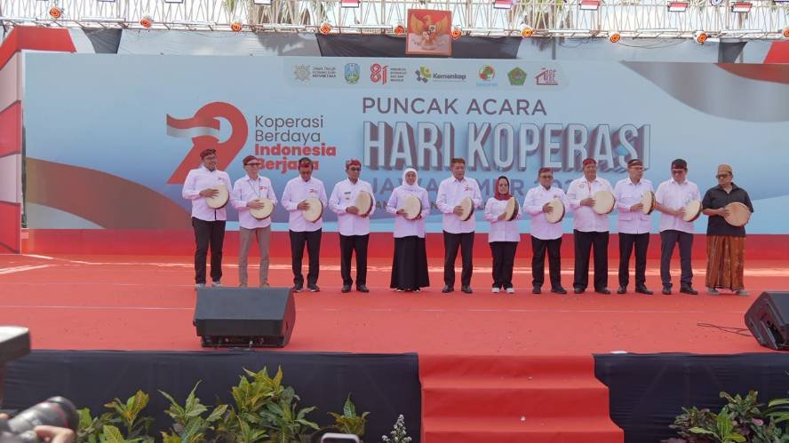 Sri Untari Apresiasi Kekompakan Pemprov Jatim dan Dekopinwil