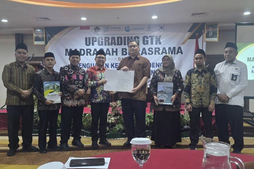 MAN 2 Kota Malang Jalin Kerja Sama Internasional dengan Korea Muslim Federation
