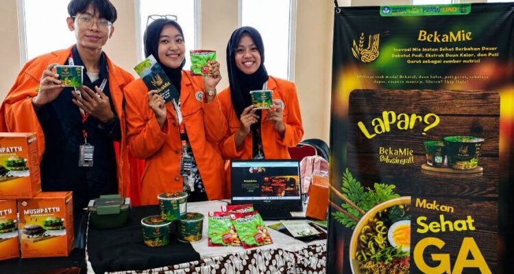 Mahasiswa Universitas Ahmad Dahlan Sulap Bekatul dan Daun Kelor Jadi Mi Sehat Bebas Gluten