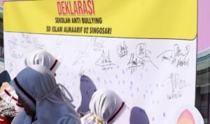 SD Islam Almaarif 02 Singosari Deklarasikan Perang terhadap Bullying