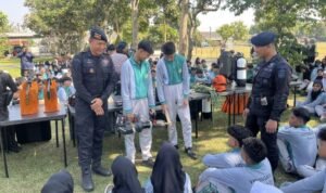 SMAN 6 Kota Malang Gembleng Karakter Siswa di Satbrimob Polda Jatim