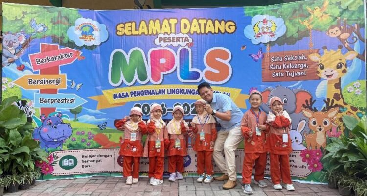 DPRD Kota Malang Dorong Gerakan Ayah Mengantar Anak ke Sekolah