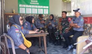 Babinsa Blimbing Perkuat Sinergi dan Soliditas dengan Linmas Wilayah Binaan