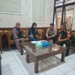 Babinsa Jatimulyo Perkuat Sinergi dengan Tokoh Masyarakat
