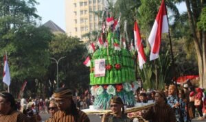 Semarak HUT ke-81 RI, UB Gelar Parade Nusantara Berbalut Budaya dan Green Campus