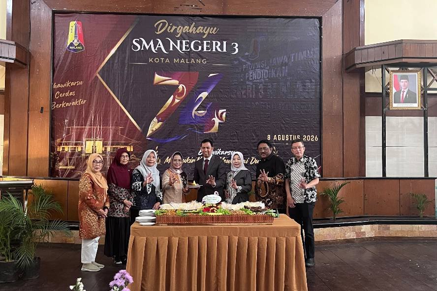 HUT SMAN 3 Malang, Sri Untari Tekankan Penguatan Pendidikan Karakter dan Prestasi Siswa
