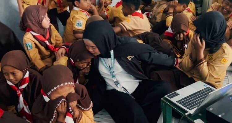 Cegah Perundungan Sejak Dini, KKN Berdampak UMM Edukasi Siswa SD di Kediri
