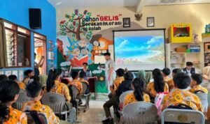 Pahlawan Air Cilik, KKN FBiPK UB Ajarkan Siswa SD Bijak Gunakan Air