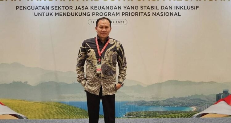Ketua BPKN RI Mufti Mubarok