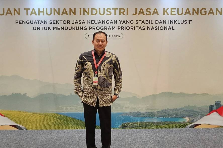 Ketua BPKN RI Mufti Mubarok