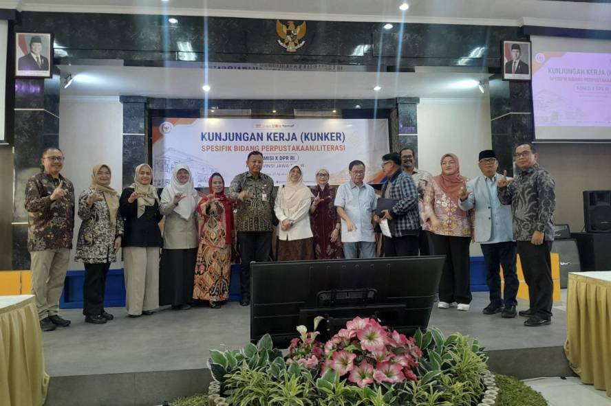 Komisi E DPRD Jatim Dorong Regulasi Perpustakaan Desa hingga Pelestarian Naskah Kuno