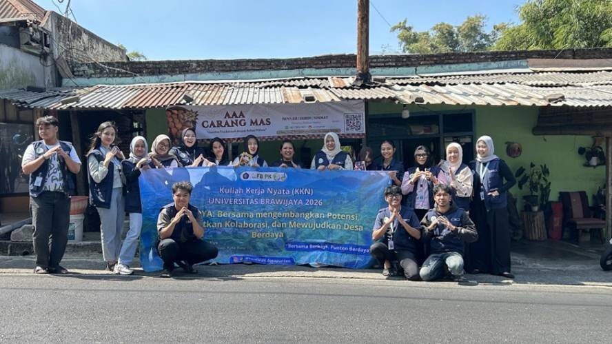 Mahasiswa KKN FBiPK UB Bawa Carang Mas Punten Naik Kelas