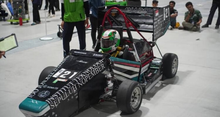 Mobil formula listrik Mark 60 Tim Anargya ITS Borong Tiga Gelar Juara di FSAE Japan