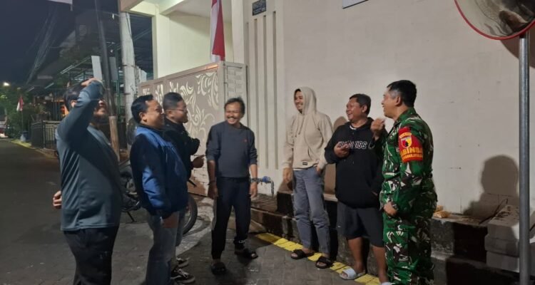 Patroli malam Babinsa Tunggulwulung
