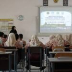 Departemen Matematika FSTeM UB Perkuat Literasi Numerasi Siswa SMAN 1 Krembung