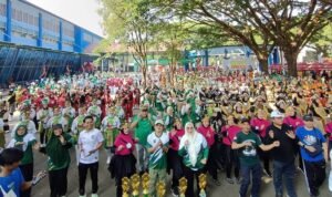 Panggung 'Senam Kreasi HaHa HiHi' Satukan Warga Kota Malang, 60 Tim Tampil Kreatif Rayakan HUT RI