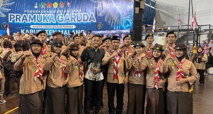 15 Siswa SMAN 1 Turen Resmi Sandang Pramuka Garuda