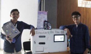 Mahasiswa ITS Kembangkan Sanitary On The Go Berbasis IoT untuk Akses Sanitasi di Ruang Publik